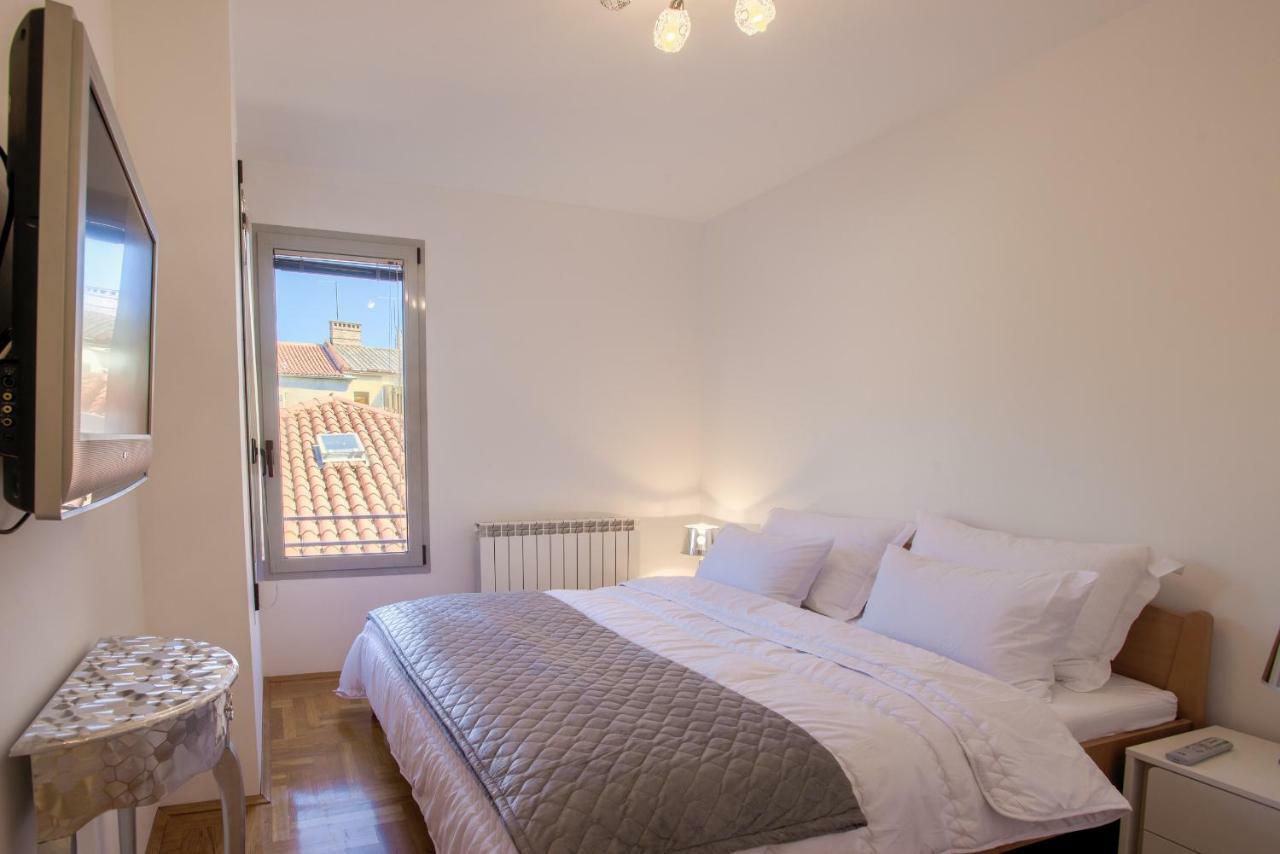 Apartment San Rocco Center PUY Eksteriør bilde